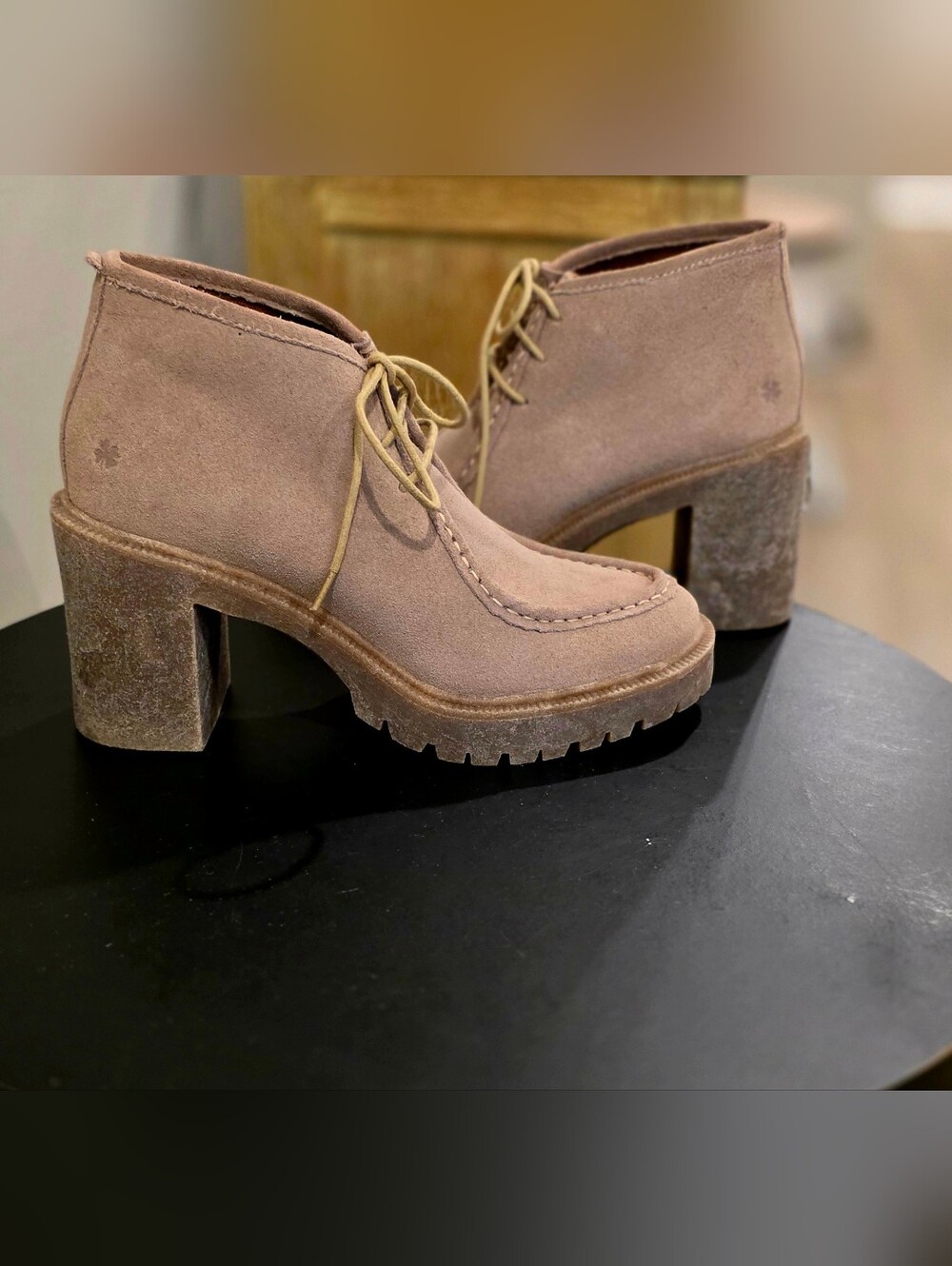 Lucky Brand Lace-Up Block Heel Ankle Boots Size 8   Brand New!